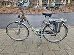 Elektrische fiets Giant, Fietsen en Brommers, Elektrische fietsen, Ophalen of Verzenden, Zo goed als nieuw, 50 km per accu of meer