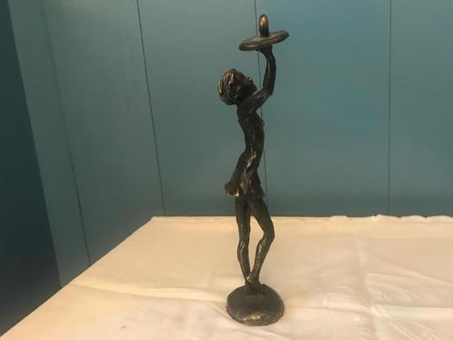 Bronzen beeldje Astrid Veldhuyzen " Een specialiteit”",, Antiek en Kunst, Kunst | Beelden en Houtsnijwerken, Ophalen of Verzenden