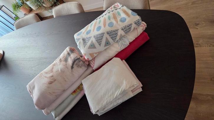 Pakket 4 dekbedovertrekken 1p meisje, Huis en Inrichting, Slaapkamer | Beddengoed, Gebruikt, Dekbedovertrek, Eenpersoons, Wit