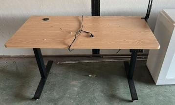 Elektrisch sta- zit bureau