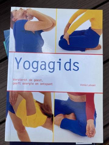 boek yogagids beschikbaar voor biedingen