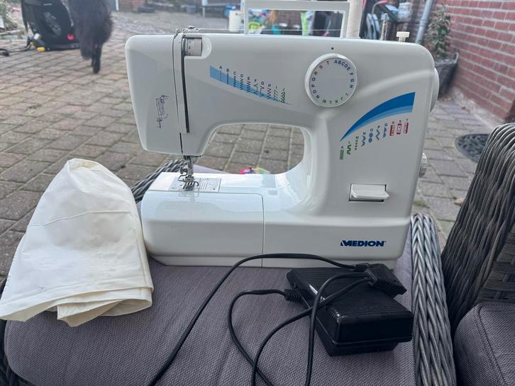 Medion Naaimachine - Ideaal voor Beginners!, Hobby en Vrije tijd, Naaimachines en Toebehoren, Gebruikt, Naaimachine, Overige merken