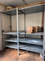 Stevige metalen stellingkast, Ophalen