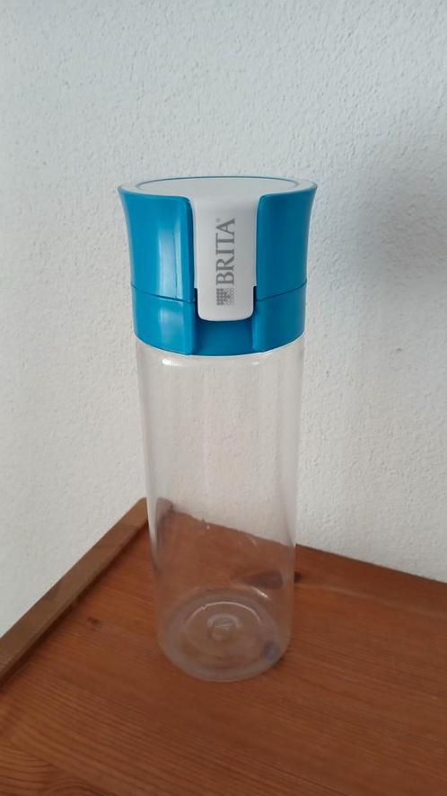 Brita Waterfilter Fles - Blauw, Huis en Inrichting, Keuken | Keukenbenodigdheden, Zo goed als nieuw, Verzenden