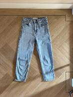 Z.g.a.n. Blauwe mom jeans, hoge taille, Stradivarius, mt. 36, Blauw, Ophalen of Verzenden, Zo goed als nieuw, W28 - W29 (confectie 36)