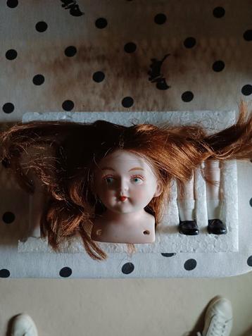  Porseleinen Poppenhoofd met Lichaamsdelen beschikbaar voor biedingen