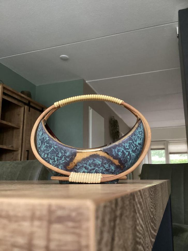 Jasba keramiek schaaltj 1950 jaren 75 jaar oud, Antiek en Kunst, Antiek | Keramiek en Aardewerk, Ophalen