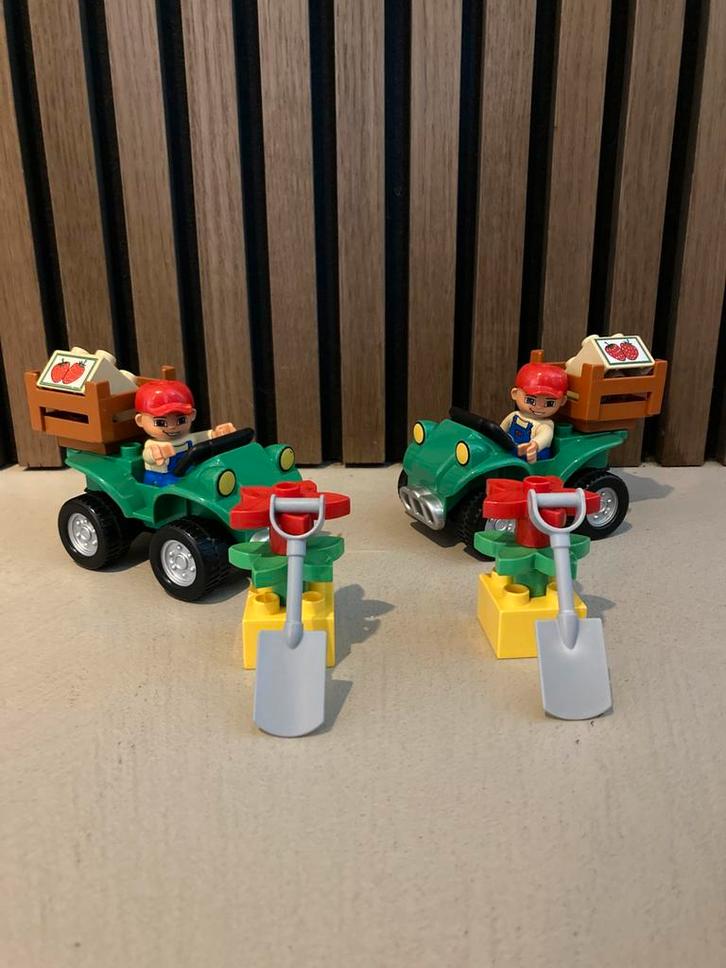 Duplo vierwielige motor (5645), 2 st., Kinderen en Baby's, Speelgoed | Duplo en Lego, Gebruikt, Duplo, Ophalen of Verzenden