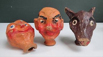 3 vintage papier-maché poppenkastpop hoofden beschikbaar voor biedingen