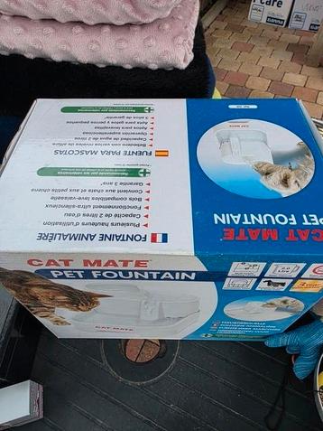 Petmate drinkfontein zgan. Incl 6 filters beschikbaar voor biedingen