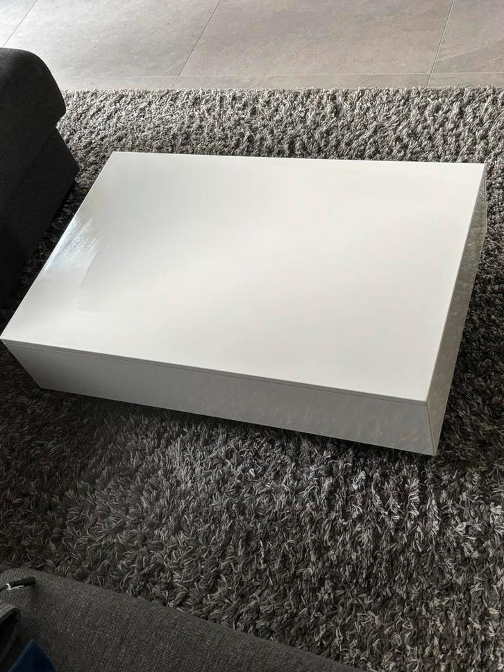 Hoogglans witte salontafel - strak design, Huis en Inrichting, Tafels | Salontafels, Gebruikt, Minder dan 50 cm, 50 tot 100 cm