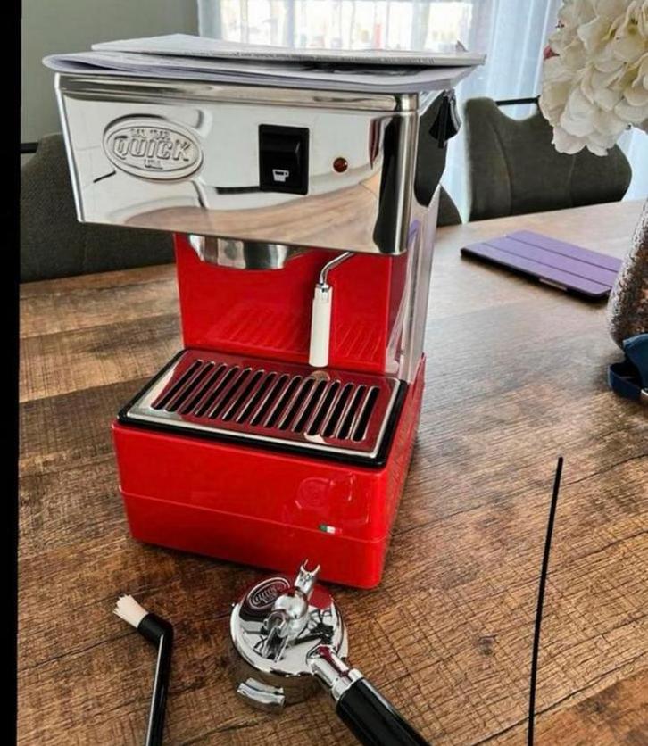 Nieuwste model quick mill 820, Witgoed en Apparatuur, Koffiezetapparaten, Zo goed als nieuw, Espresso apparaat, 10 kopjes of meer