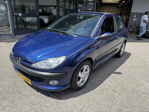 Peugeot 206 1.4 XR Challenge, Auto's, Peugeot, Bedrijf, Airbags, Lichtmetalen velgen, Mistlampen, Sportstoelen, Startonderbreker