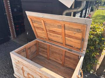 Houten Opbergkist / Tuinkist / Speelgoedkist beschikbaar voor biedingen
