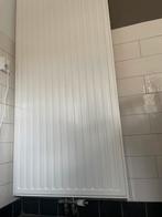 Radiator, Doe-het-zelf en Verbouw, Verwarming en Radiatoren, 30 tot 80 cm, Radiator, Ophalen of Verzenden, Zo goed als nieuw