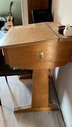Nostalgisch bureau met stoel, Huis en Inrichting, Tafels | Eettafels, Ophalen, Gebruikt, Tot twee personen, Rechthoekig