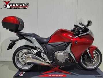 HONDA VFR 1200 F /Nwstaat/Garantie/ VFR1200 VFR 1200 ABS beschikbaar voor biedingen