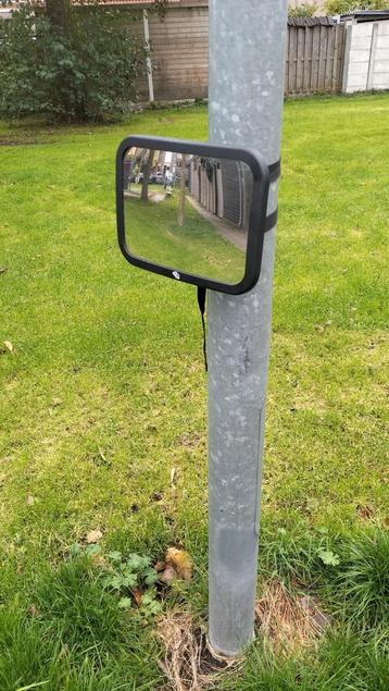 Uitrit spiegel dooie hoek spiegel verkeers verkeerspiegel  beschikbaar voor biedingen