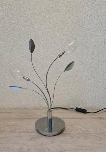 Tafellamp Fleur met tulpen bolletjes van glas. beschikbaar voor biedingen