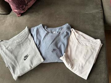 3x Nike t-shirts maat L beschikbaar voor biedingen