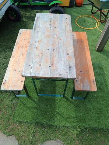 inklapbare picknick tafel beschikbaar voor biedingen