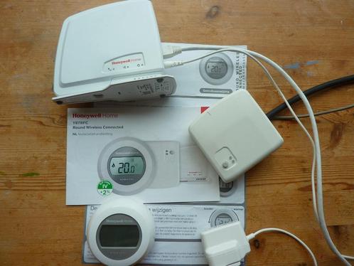 HONEYWELL Home round wireless compleet thermostaat systeem, Doe-het-zelf en Verbouw, Thermostaten, Gebruikt, Slimme thermostaat