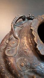 Zeer uniek en zeldzaam antieke japanse bronzen wierookpot, Ophalen of Verzenden, Brons