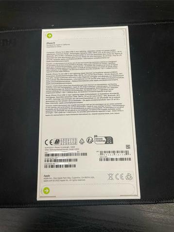 Iphone 13 geseald ( midnight ) beschikbaar voor biedingen