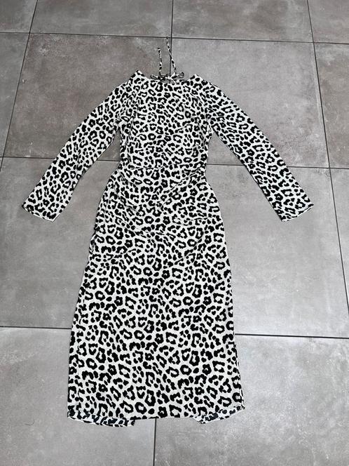 H&M PANTER LEOPARD ZWART WIT PRINT MIDI JURK MIDIJURK MAAT S, Kleding | Dames, Jurken, Zo goed als nieuw, Maat 36 (S), Overige kleuren