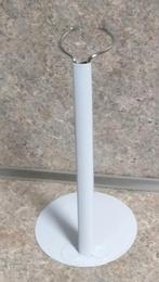 Poppen standaard van metaal, Verzamelen, Poppen, Ophalen of Verzenden, Zo goed als nieuw, Accessoires