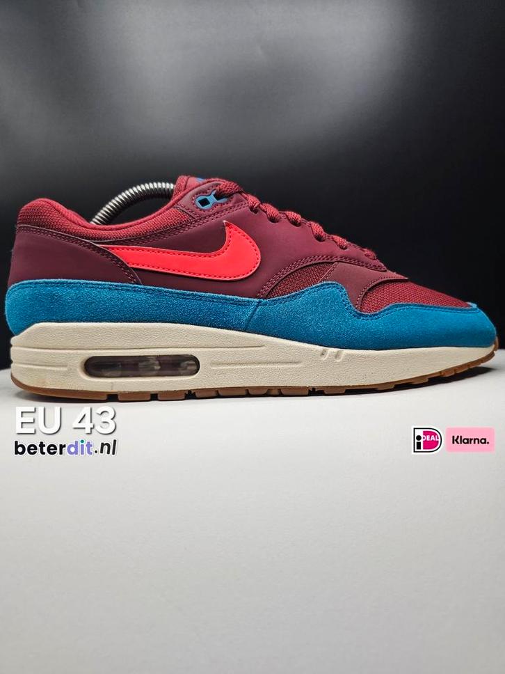 Nike Air Max 1 'Team Red Green Abyss'
Maat: 43, Kleding | Heren, Schoenen, Zo goed als nieuw, Sneakers of Gympen, Ophalen of Verzenden