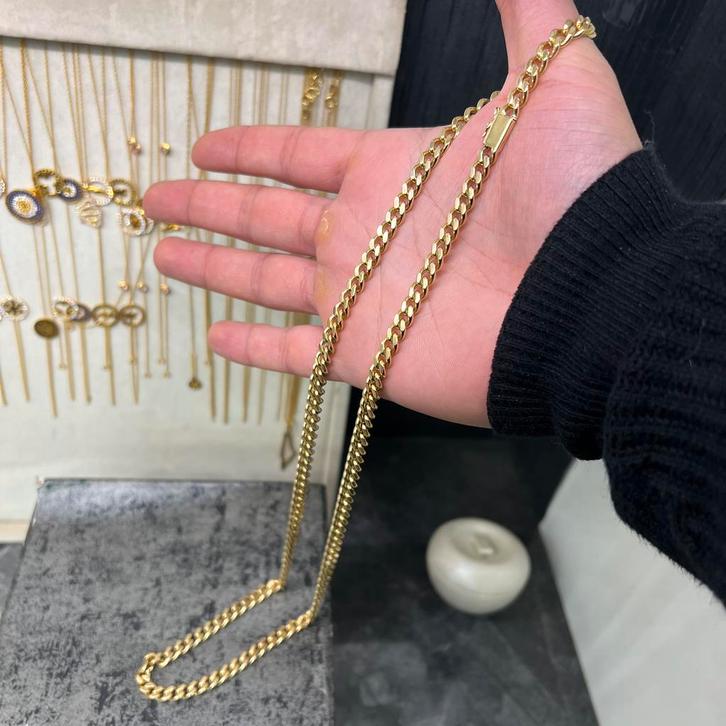 18k gouden ketting massieg 90,1 gram goud cuban schakel, Sieraden, Tassen en Uiterlijk, Kettingen, Zo goed als nieuw, Goud, Ophalen of Verzenden