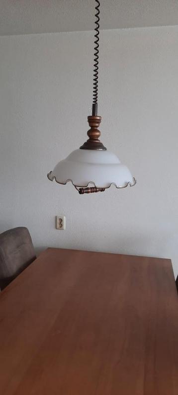 2 lampen beschikbaar voor biedingen