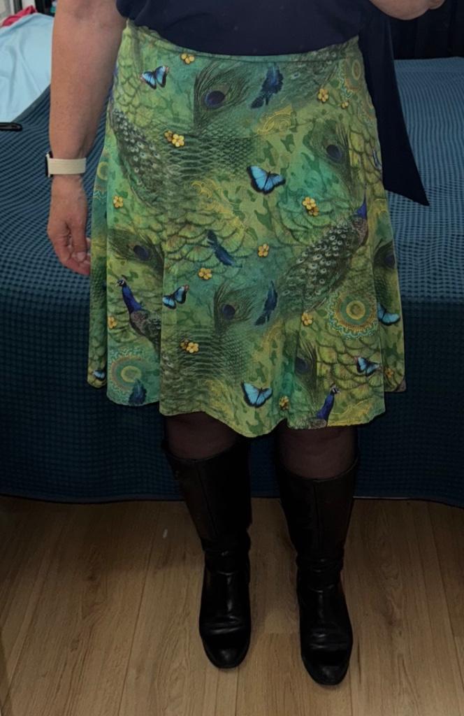 Groen pauwen rokje, Kleding | Dames, Rokken, Gedragen, Maat 42/44 (L), Groen, Boven de knie, Verzenden
