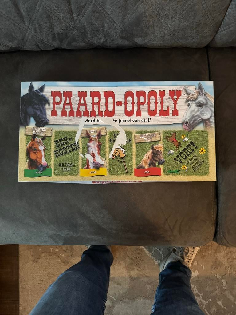 Paarden Monopoly Bordspel, Hobby en Vrije tijd, Gezelschapsspellen | Bordspellen, Ophalen of Verzenden, Zo goed als nieuw