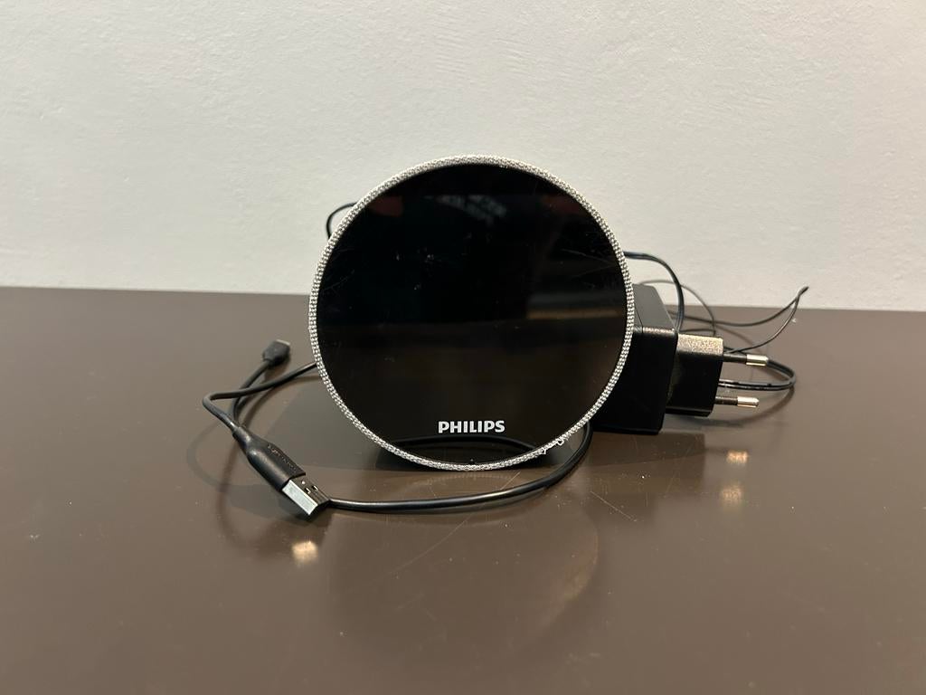 Philips Wekker Radio met Telefoon Oplaadfunctie, Ophalen, Gebruikt, Digitaal