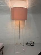 Lewitt vloerlamp Kvadrat stof kap metalarte, Ophalen, Zo goed als nieuw, Stof, 150 tot 200 cm