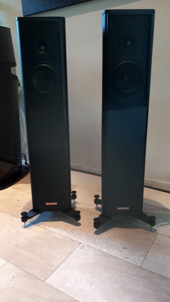 Magico S1 matzwart in nieuwstaat, Magico llc, Info@magico.nl, Zo goed als nieuw, Front, Rear of Stereo speakers