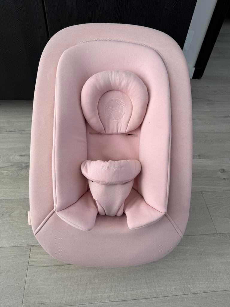 Cybex lemo bouncer rose, Kinderen en Baby's, Kinderkamer | Tafels en Stoelen, Ophalen of Verzenden, Zo goed als nieuw, Stoel(en)