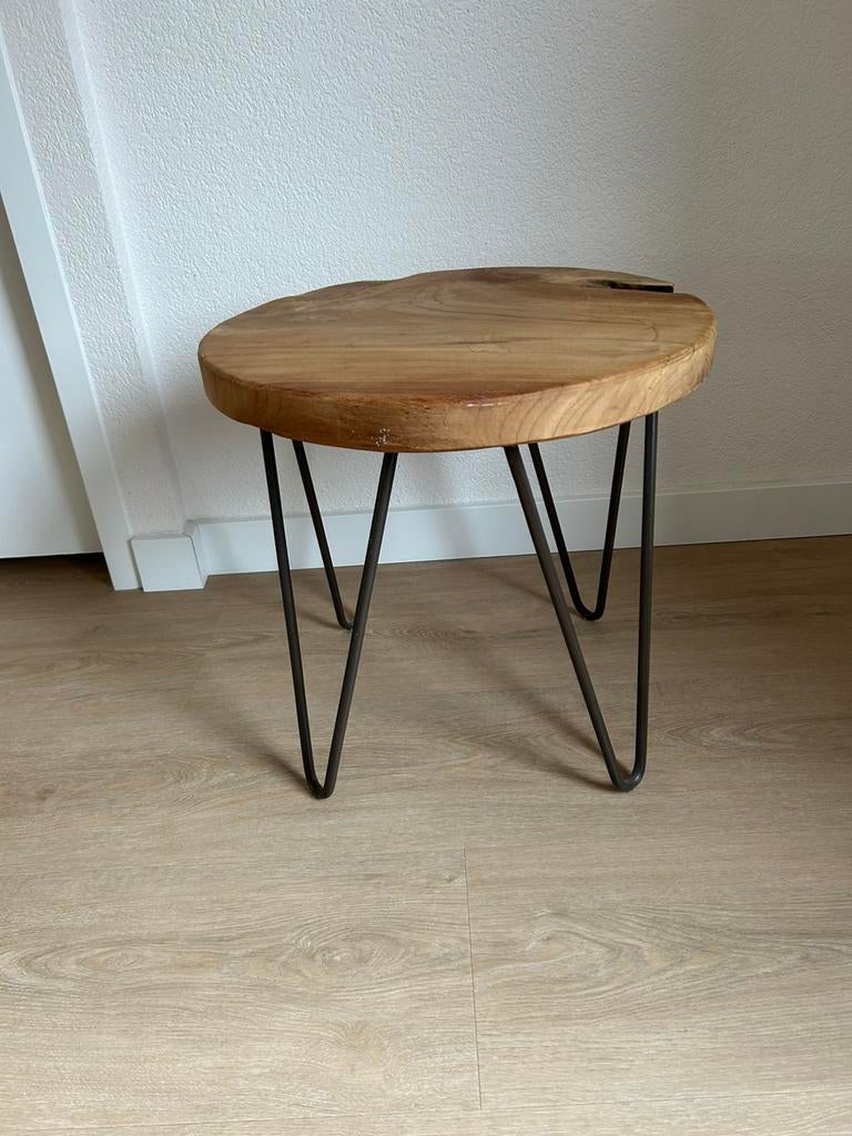 Boomstam bijzettafel, Minder dan 55 cm, Rond, Zo goed als nieuw, Ophalen