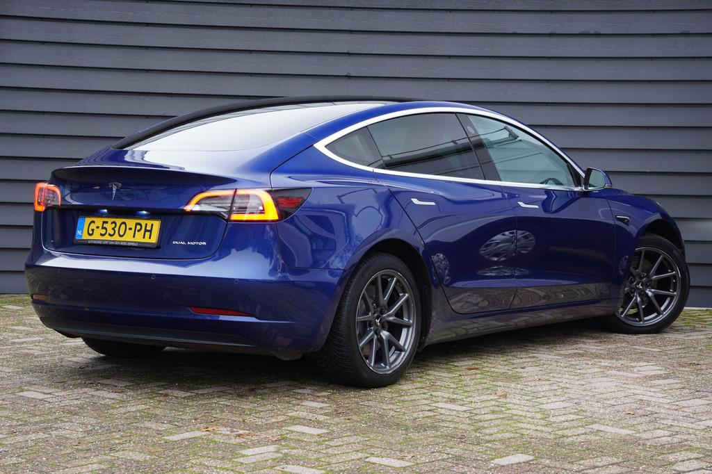 Tesla Model 3 Long Range AWD 75 kWh - PANODAK - AUTOPILOT -, Auto's, Tesla, Automaat, Zwart, Blauw, Vierwielaandrijving
