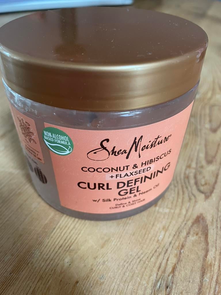 Shea Moisture curl defining gel, Ophalen of Verzenden, Zo goed als nieuw, Overige typen