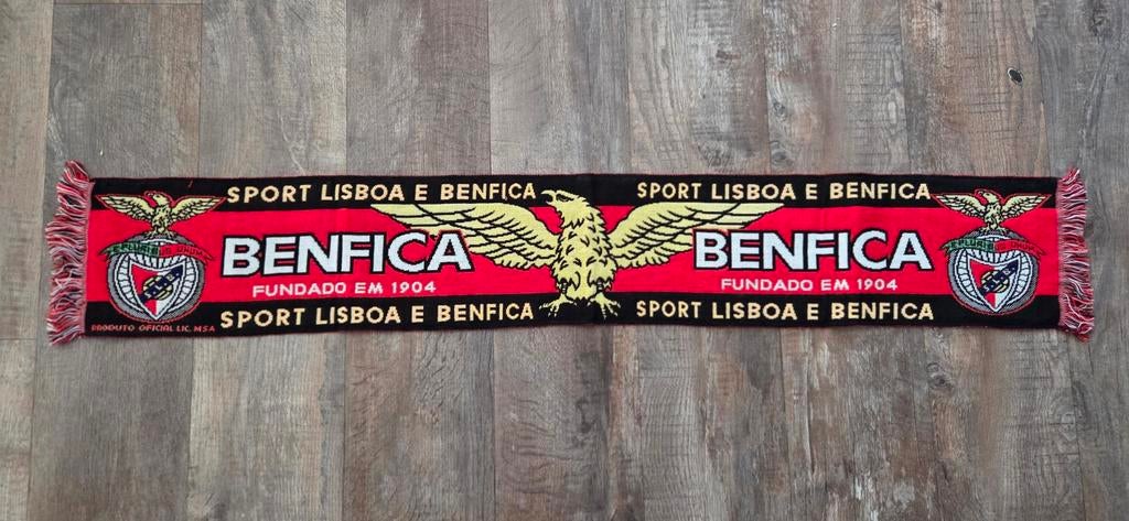 Sjaal Benfica, Verzamelen, Sportartikelen en Voetbal, Ophalen of Verzenden, Zo goed als nieuw, Buitenlandse clubs, Vaantje of Sjaal