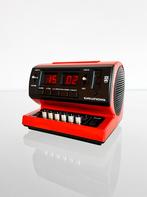 Vintage Space Age Grundig Wekkerradio Sono Clock, Ophalen of Verzenden