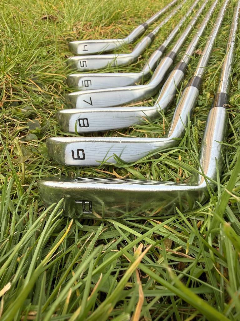 TaylorMade P7MC IJzerset 4-PW – KBS Tour Stiff, Sport en Fitness, Golf, Ophalen of Verzenden, Zo goed als nieuw, Set, Overige merken
