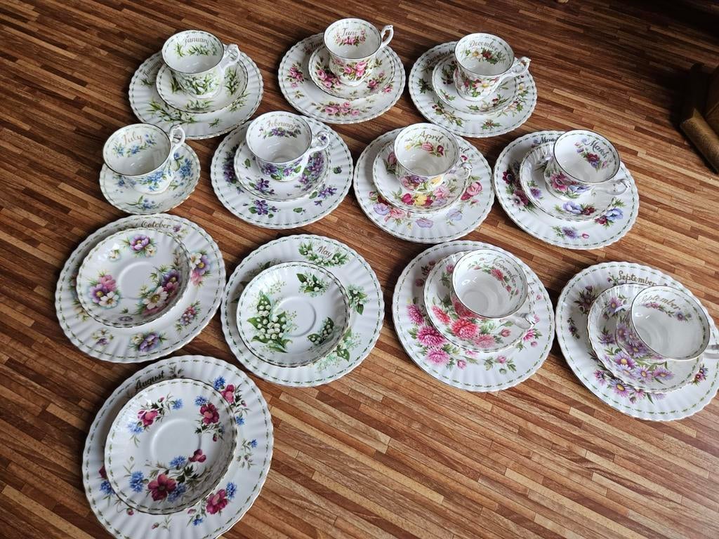 Royal Albert servies Flower of the month, Ophalen