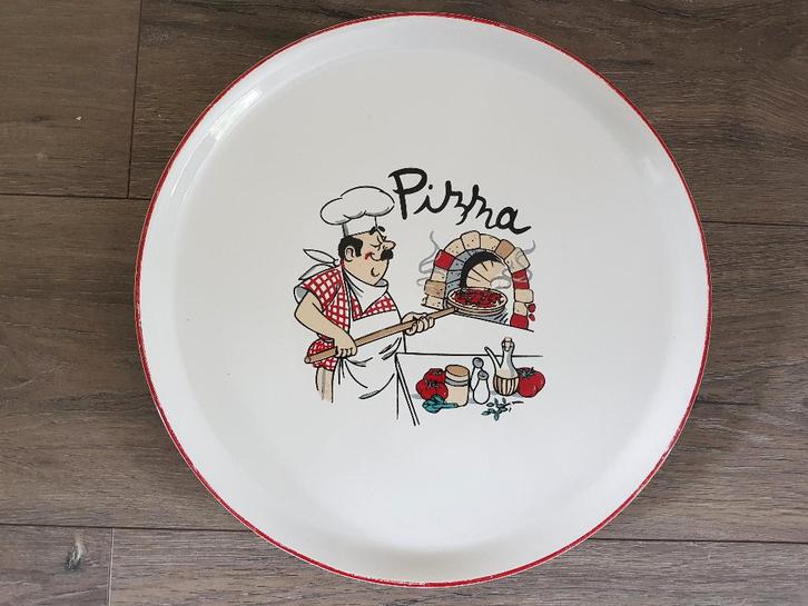 Groot pizzabord -- doorsnede 33 cm -- merk: Cosy & Trendy, Huis en Inrichting, Keuken | Servies, Zo goed als nieuw, Bord(en), Overige stijlen