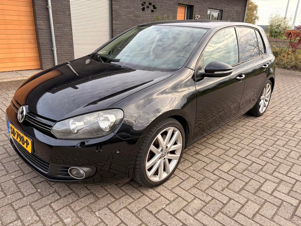 Volkswagen Golf 1.4 TSI 118KW DSG 2011 Zwart PANO/CARPLAY, 4 cilinders, Zwart, Leder, 75 €/maand