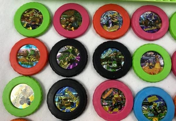 Nintendo Mario Kart Munten PLUS Actie 2018 Koker Track Set, Coolsingel 104, 3011 AG Rotterdam, Netherlands, 1:50 of kleiner, Verzenden