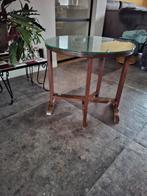 Salontafel met glazen blad en houtsnijwerk, Ophalen, 50 tot 100 cm, 50 tot 75 cm, Rond